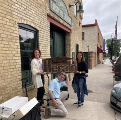 Chaska Herald's Sign Brought to History Center
